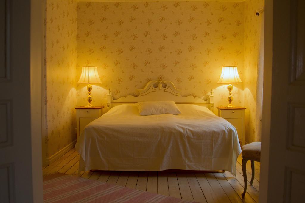 Hallebergs Bed&Breakfast Skara Pokoj fotografie